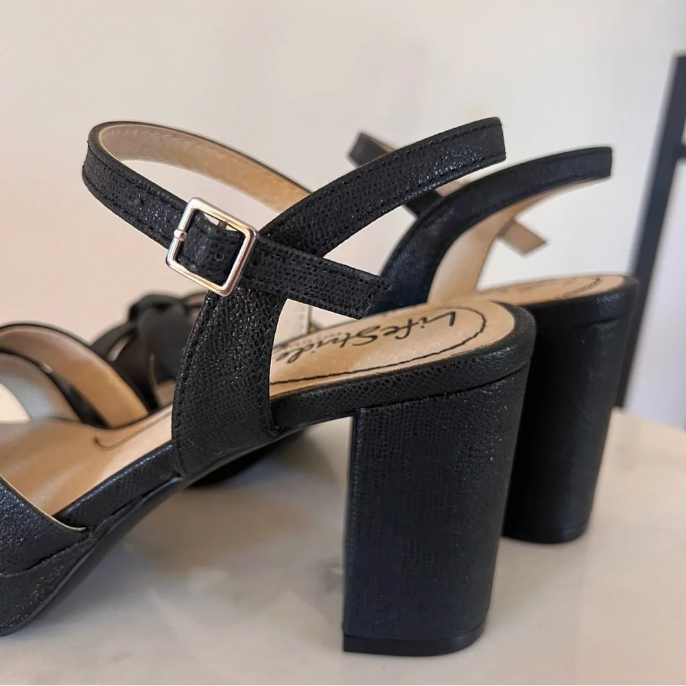 Lifestride Lucky Black Metallic Platform Strappy Sandals Block Heel 6.5 - Picture 6 of 7